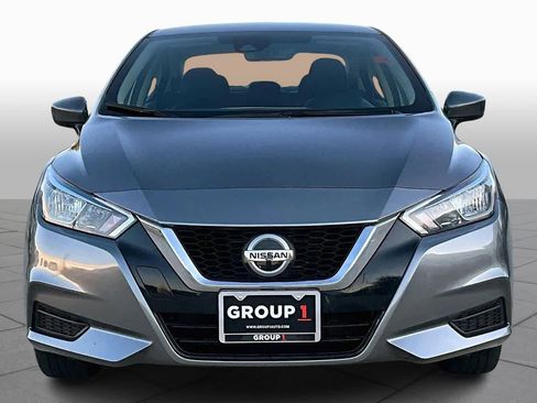 Used 2022 Nissan Versa SV w/ Electronics Package image 4