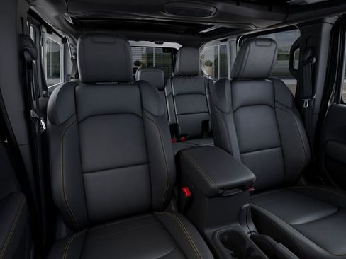 New 2026 Jeep Wrangler Unlimited Sahara AWD/4WD image 17