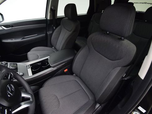 Used 2022 Hyundai Palisade SE image 13