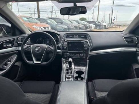 Used 2019 Nissan Maxima 3.5 S w/ Floor Mat Group FWD image 7
