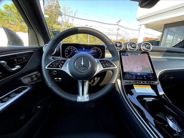 Used 2026 Mercedes-Benz GLC 300 4MATIC image 10