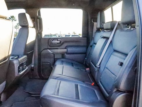 Used 2023 GMC Sierra 2500 Denali image 20