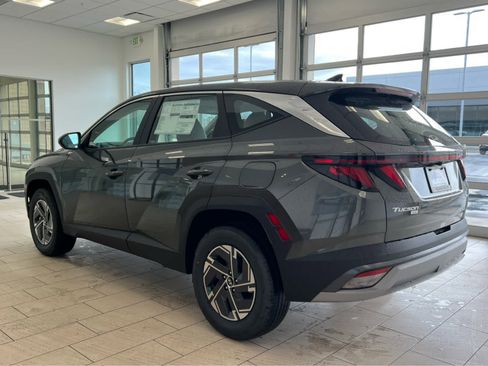 New 2026 Hyundai Tucson Blue SE AWD/4WD image 11