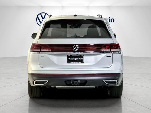 New 2026 Volkswagen Atlas SE image 4
