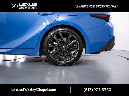 Used 2022 Lexus IS 350 F Sport RWD image 11