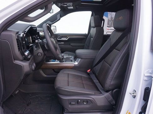 New 2026 Chevrolet Silverado 1500 High Country AWD/4WD image 10