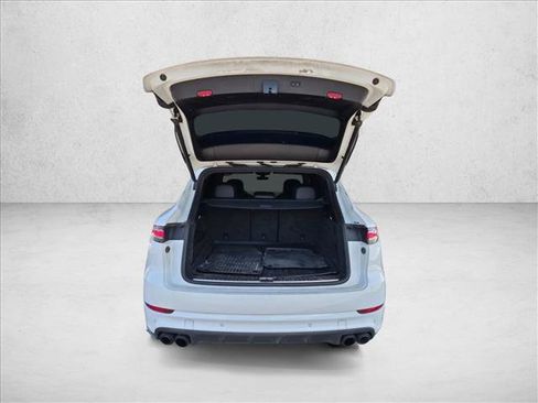 Used 2019 Porsche Cayenne Turbo AWD/4WD image 6