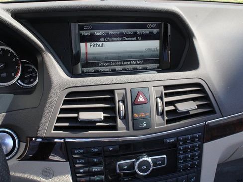 Used 2013 Mercedes-Benz E 350 Cabriolet image 23