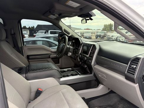 Used 2020 Ford F250 XLT w/ XLT Premium Package AWD/4WD image 25