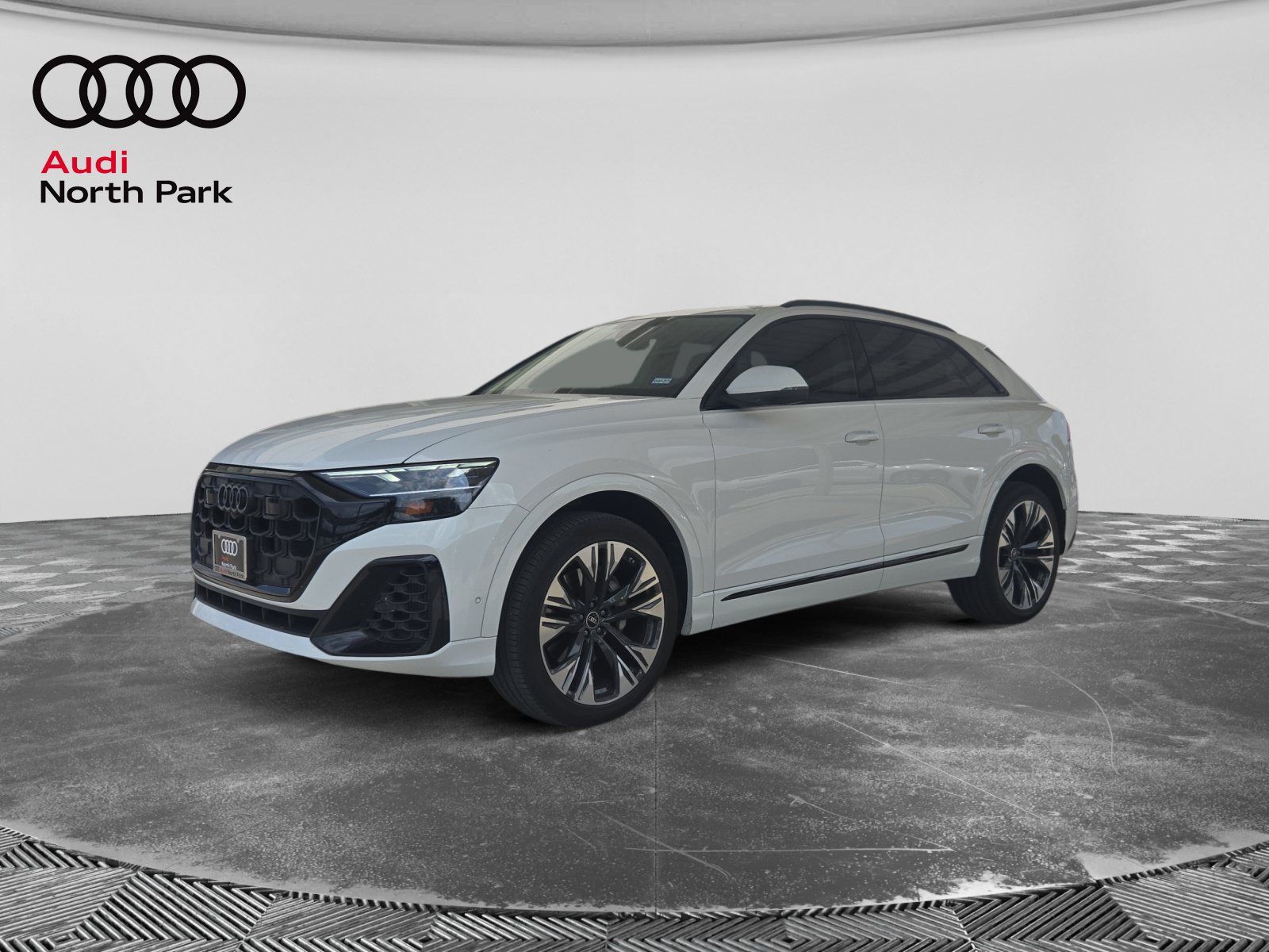 Used 2025 Audi Q8 Premium Plus w/ Premium Plus Package AWD/4WD image 1