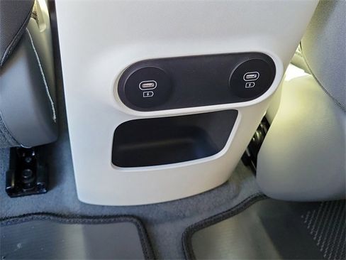 New 2026 Hyundai Ioniq 5 SE image 20