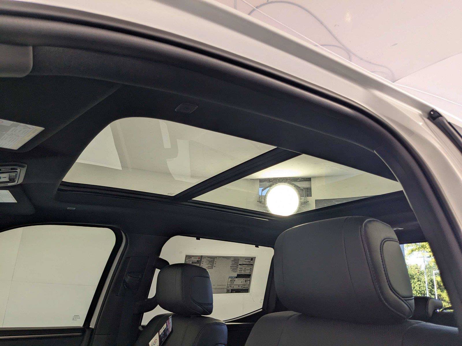 New 2026 Toyota Tundra Platinum AWD/4WD image 9