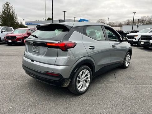 New 2027 Chevrolet Bolt LT w/ Comfort Package FWD image 6
