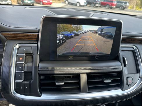 Used 2023 Chevrolet Tahoe Premier AWD/4WD image 16