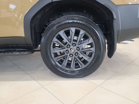 New 2026 Toyota Land Cruiser Base image 10