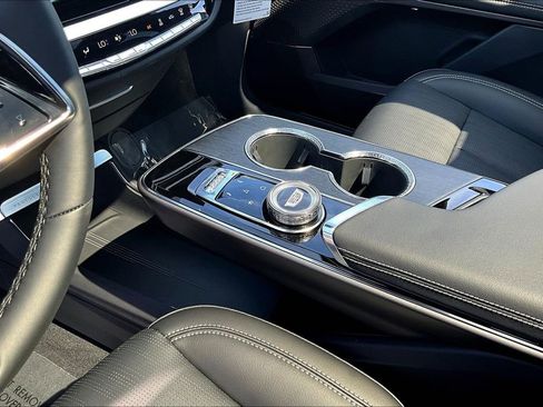 New 2026 Cadillac Lyriq Sport RWD image 10