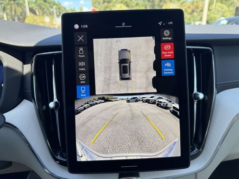 New 2026 Volvo XC60 B5 Ultra w/ Protection Package Premier image 24