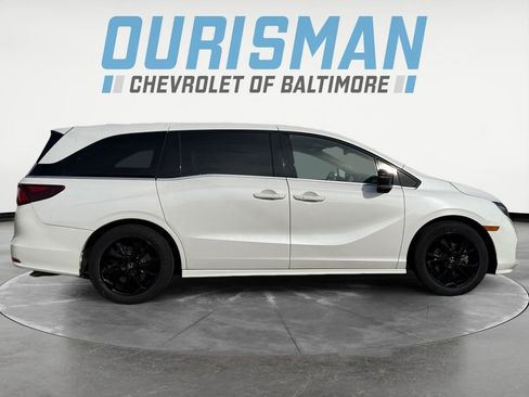 Used 2023 Honda Odyssey Sport image 7