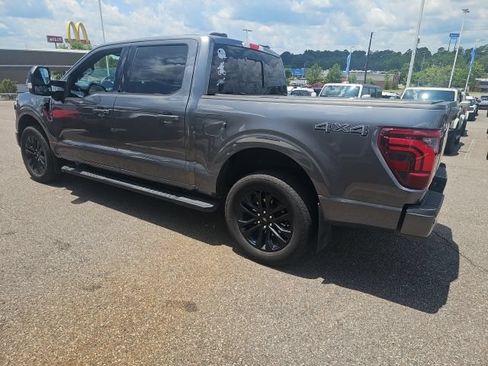 Used 2025 Ford F150 Lariat w/ Equipment Group 501A Mid AWD/4WD image 4