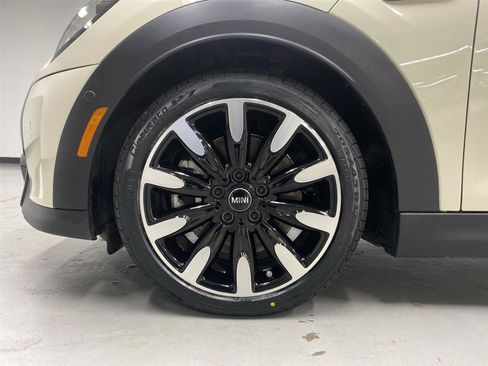 Certified 2023 MINI Cooper S image 23