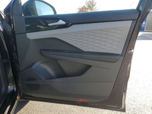 Used 2024 Volkswagen Taos S image 37