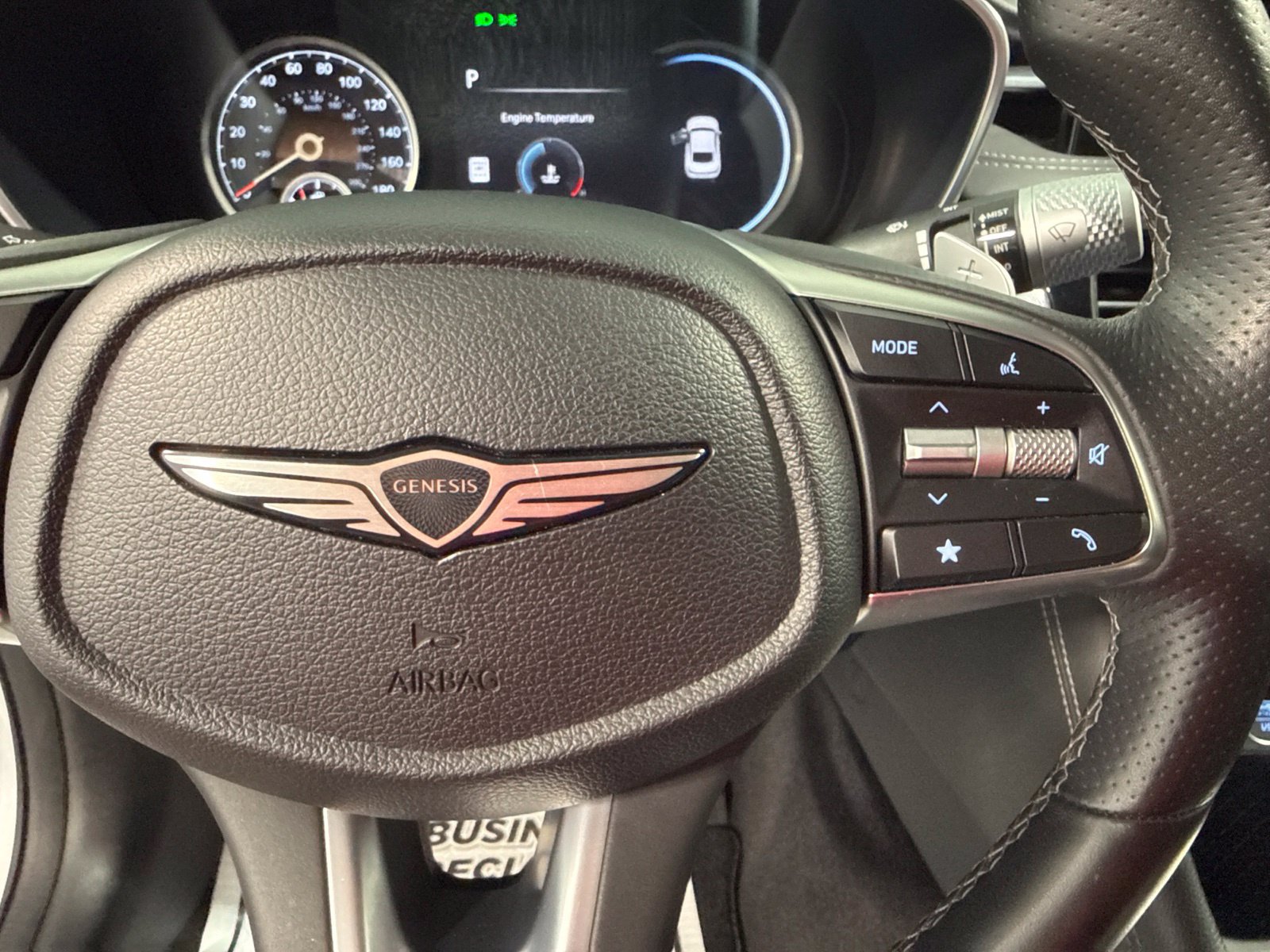 Used 2025 Genesis G70 2.5T AWD/4WD image 40