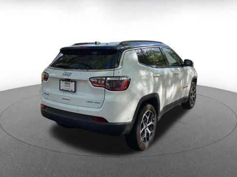 Used 2025 Jeep Compass Limited image 7