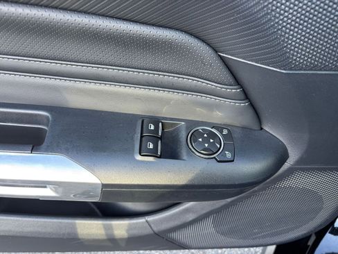 Used 2024 Ford Mustang Premium image 20