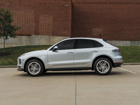 Used 2020 Porsche Macan S AWD/4WD image 6