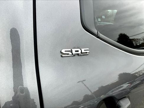 Used 2022 Toyota Tundra SR5 image 29