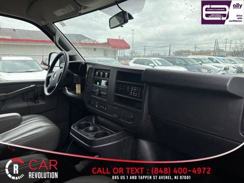 Used 2020 Chevrolet Express 3500 LS image 12