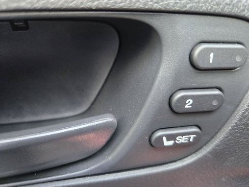 Used 2023 Honda Passport EX-L image 16