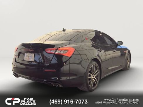 Used 2018 Maserati Ghibli S Q4 AWD/4WD image 5
