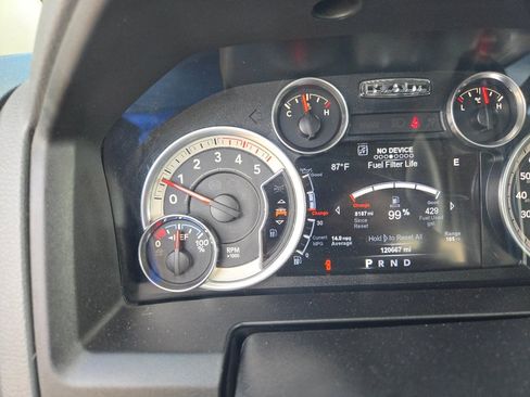 Used 2015 RAM 2500 Big Horn image 31