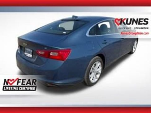 Used 2024 Chevrolet Malibu LT FWD image 9