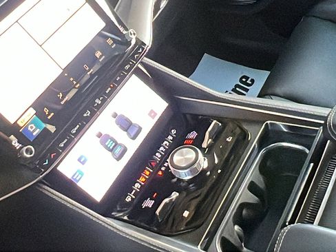 Used 2024 Jeep Grand Wagoneer L Series II w/ Quick Order Packagew 28T image 37