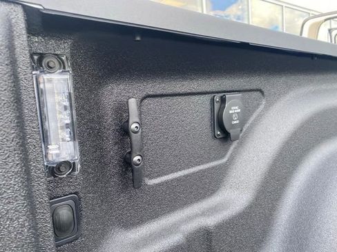 New 2025 RAM 2500 Laramie image 31