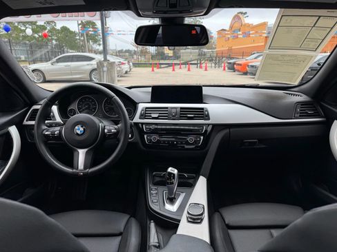 Used 2017 BMW 320i Sedan image 27