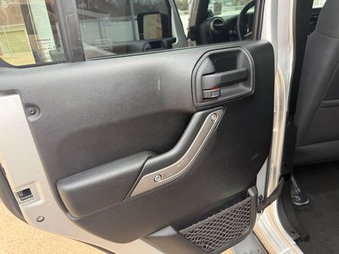 Used 2011 Jeep Wrangler Unlimited Sport AWD/4WD image 11