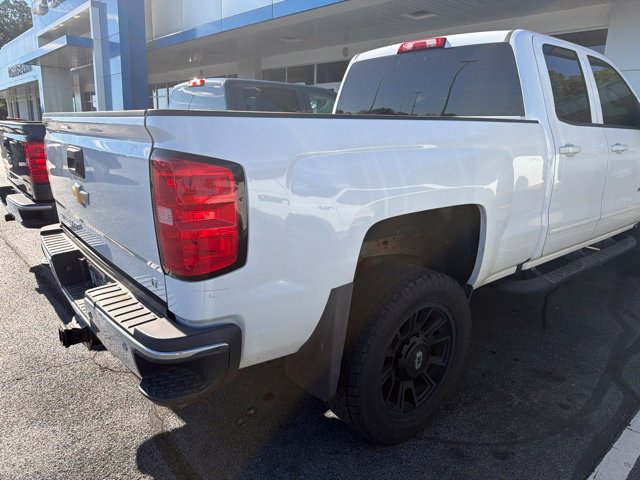 Used 2017 Chevrolet Silverado 2500 LT AWD/4WD image 4