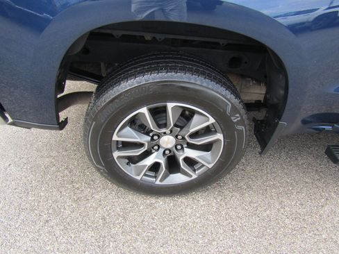 Used 2023 Chevrolet Silverado 1500 LT image 15