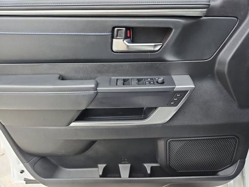 Used 2022 Toyota Tundra Platinum image 16