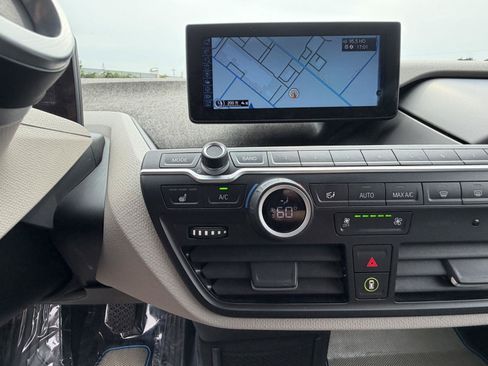 Used 2014 BMW i3 w/ Range Extender RWD image 19
