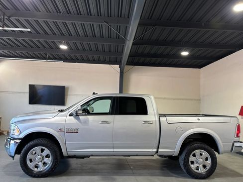 Used 2014 RAM 2500 Laramie w/ Convenience Group AWD/4WD image 5