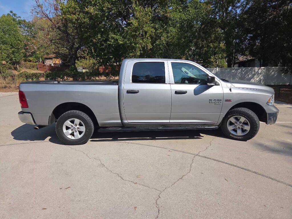 Used 2022 RAM 1500 Classic SLT w/ Electronics Group RWD image 7