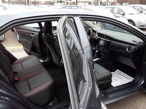 Used 2017 Toyota Corolla LE image 7