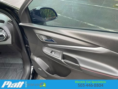 Used 2023 Chevrolet Bolt EUV Premier w/ Sun & Sound Package image 45