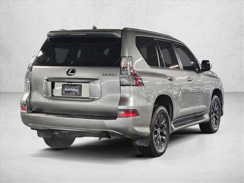 Used 2023 Lexus GX 460 Premium image 5