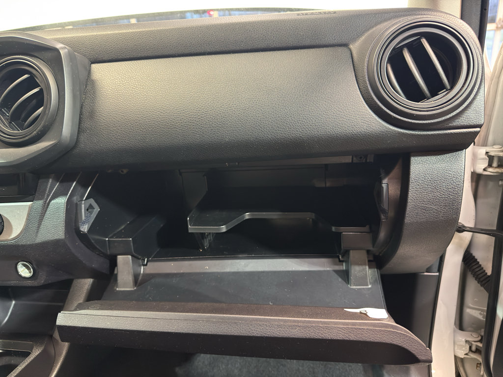 Used 2016 Toyota Tacoma SR RWD image 25