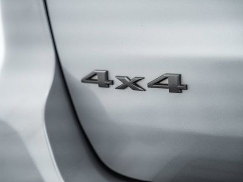 Used 2019 Jeep Grand Cherokee High Altitude AWD/4WD image 10
